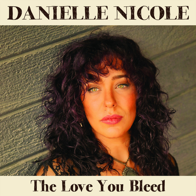 کاور آهنگ Fool’s Gold از Danielle Nicole