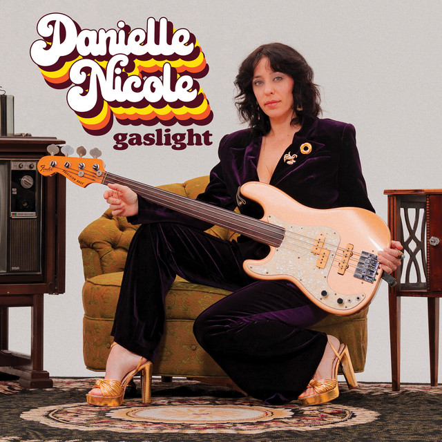 کاور آهنگ Gaslight از Danielle Nicole