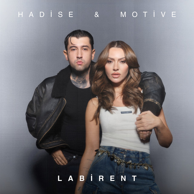 کاور آهنگ Labirent از Hadise, Motive