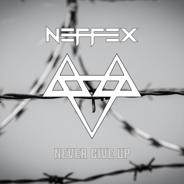 کاور آهنگ Never Give Up از NEFFEX