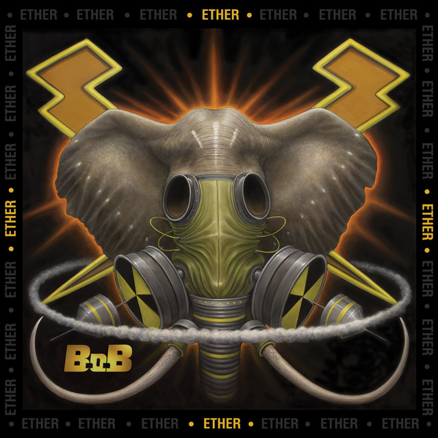 کاور آهنگ E.T. از Lil Wayne, B.o.B