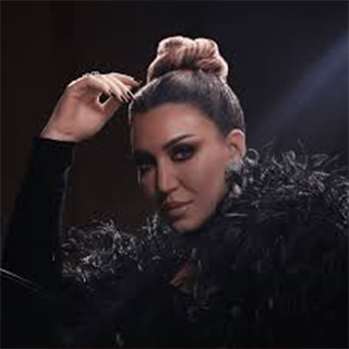 کاور آهنگ yudiruha al-hubb از Asma Lmnawar