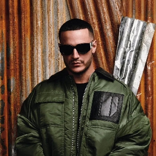 کاور آهنگ Safety (feat. DJ Snake) از DJ Snake, GASHI