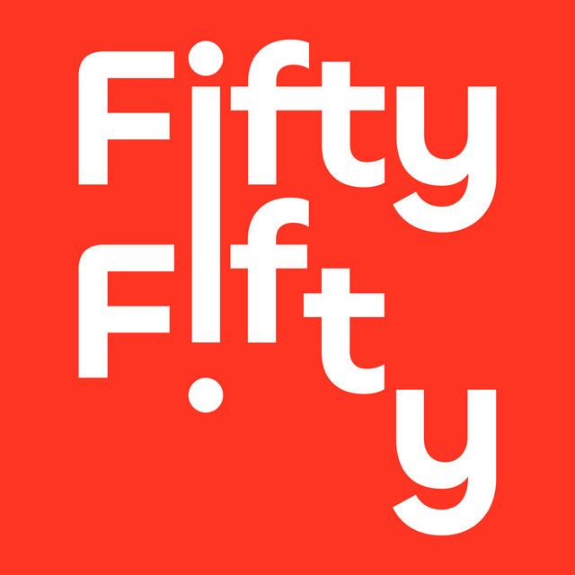کاور آهنگ Lovin' Me - Live Studio Version OT4 از FIFTY FIFTY