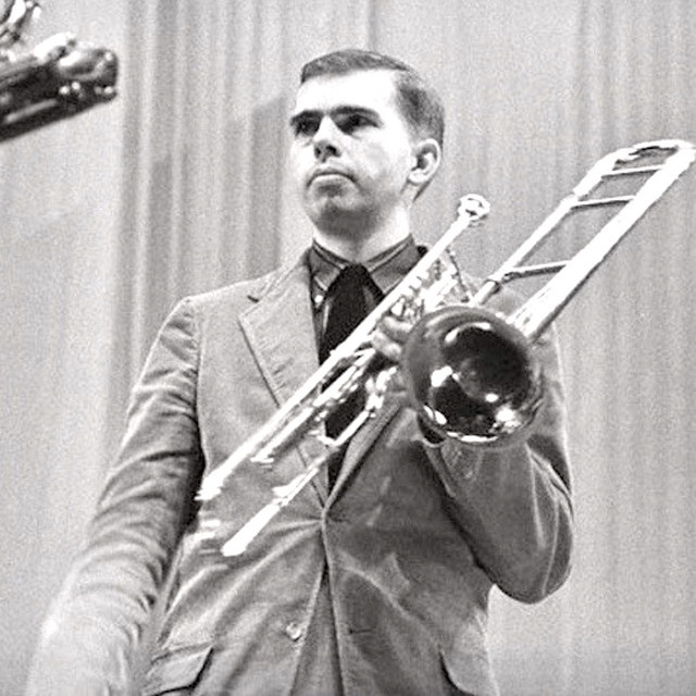 کاور آهنگ Blues Bossa Nova از Bob Brookmeyer