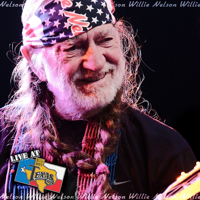 کاور آهنگ Crazy از Willie Nelson