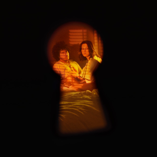 کاور آهنگ Ojos Tristes (with The Marias) از Selena Gomez, benny blanco, The Marias