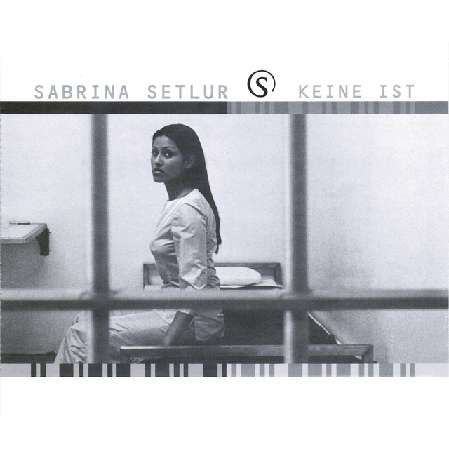 کاور آهنگ Keine ist - Nachtwandler Remix از Sabrina Setlur, Schwester S., Moses Pelham