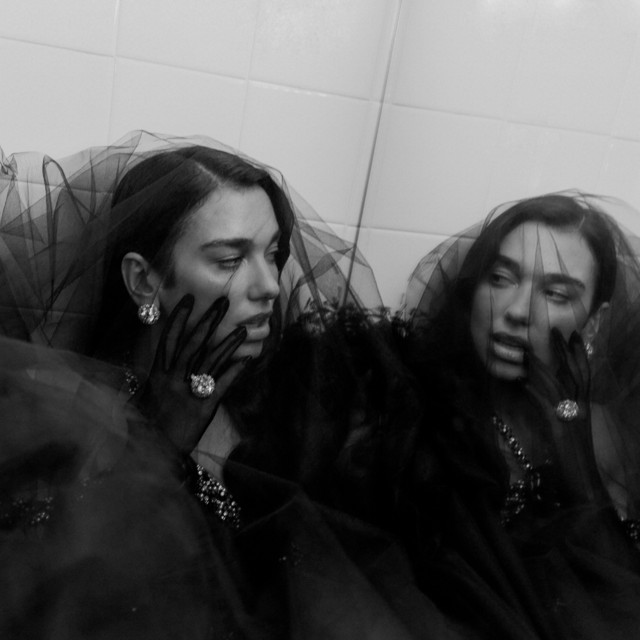 کاور آهنگ Training Season (Live from the Royal Albert Hall) از Dua Lipa