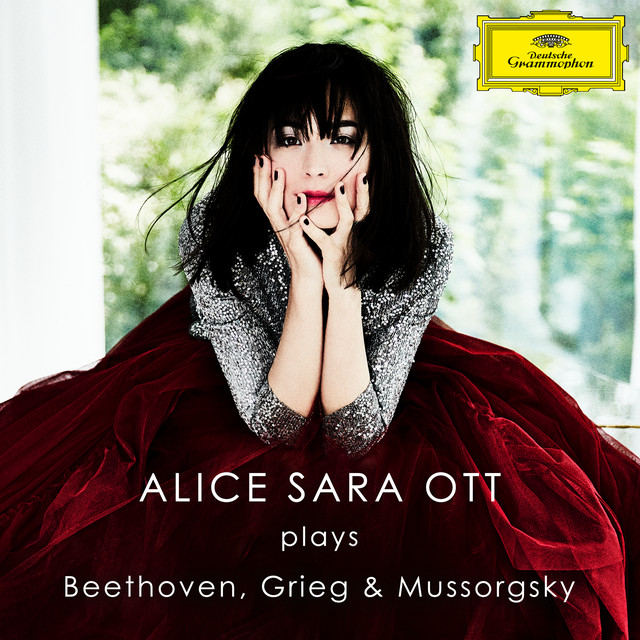 کاور آهنگ Piano Concerto in A minor, Op. 16: II. Adagio - Live از Edvard Grieg, Ludwig van Beethoven, Modest Mussorgsky, Alice Sara Ott, Esa-Pekka Salonen, Symphonieorchester des Bayerischen Rundfunks