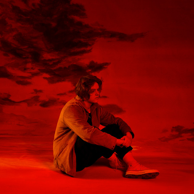کاور آهنگ Hold Me While You Wait از Lewis Capaldi