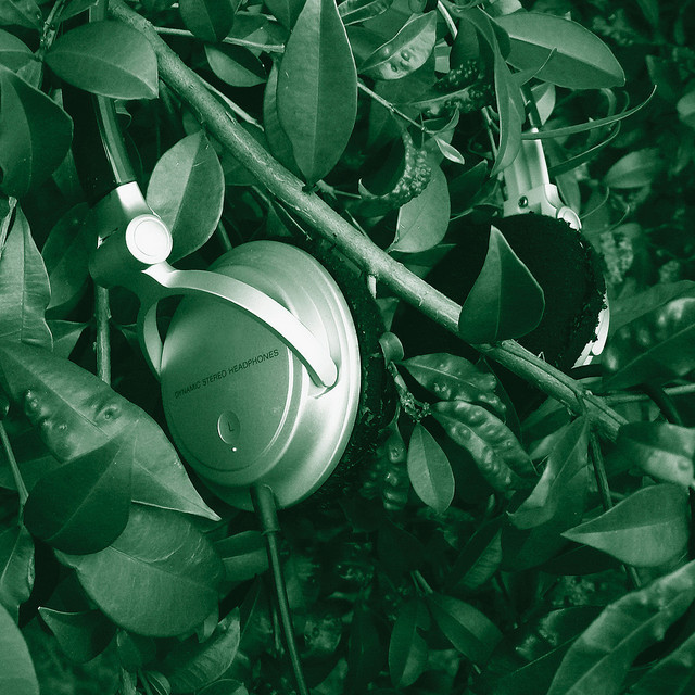 کاور آهنگ Headphone Silence - Henrik Schwarz Remix/Dixon Edit/Ame Approved از Ane Brun