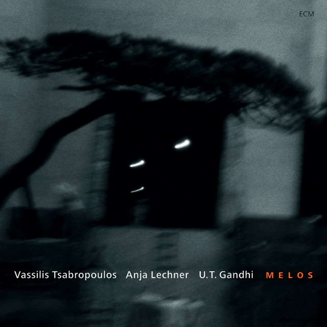 کاور آهنگ In Memory از Anja Lechner, Vassilis Tsabropoulos, U.T. Gandhi
