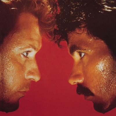 کاور آهنگ Crime Pays از Daryl Hall & John Oates