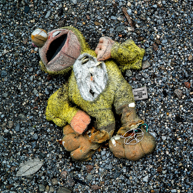 کاور آهنگ Just for Decoration از The Alchemist, Evidence