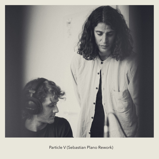 کاور آهنگ Particle V - Sebastian Plano Rework از Sebastian Plano
