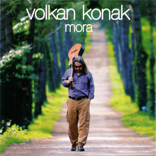 کاور آهنگ Dertliyim Kederliyim از Volkan Konak