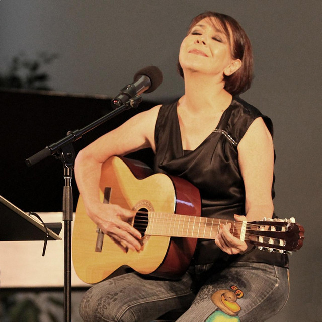 کاور آهنگ گل از زیبا شیرازی