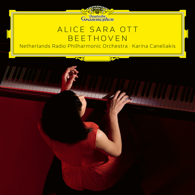 کاور آهنگ Piano Sonata No. 14 in C-Sharp Minor, Op. 27 No. 2 Moonlight: II. Allegretto – Trio از Ludwig van Beethoven, Alice Sara Ott
