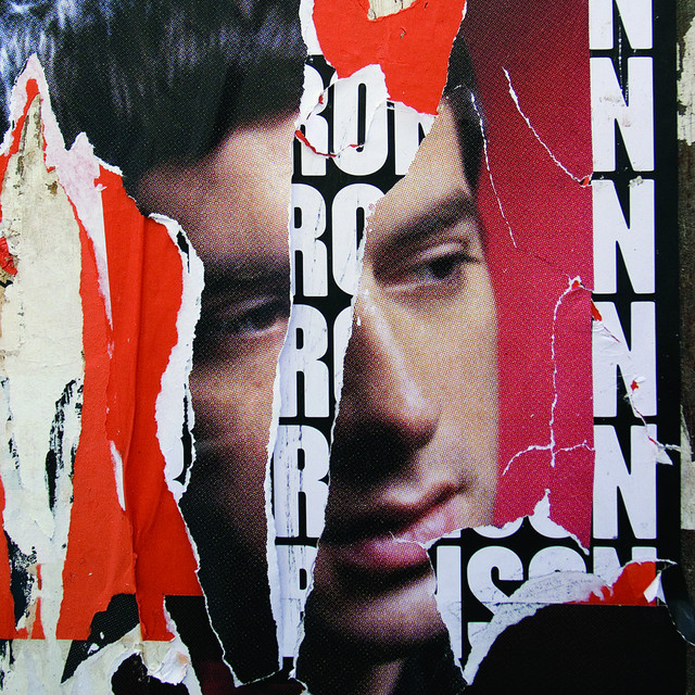 کاور آهنگ The Only One I Know (feat. Robbie Williams) از Mark Ronson, Robbie Williams