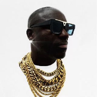 کاور آهنگ Far Away از Akon, AMIRROR
